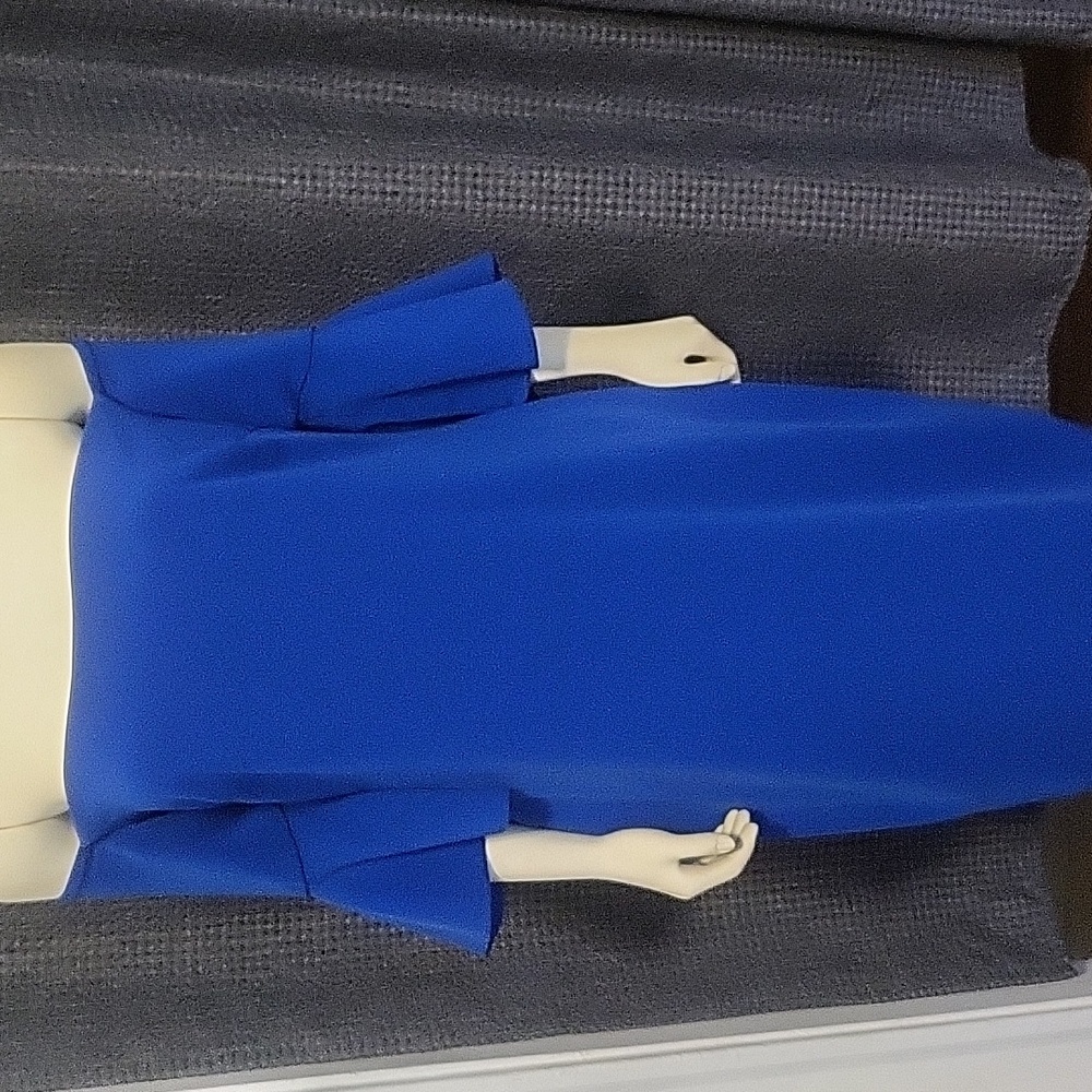 Laundry by Shelli Segal cobalt blue off shoulder dress
